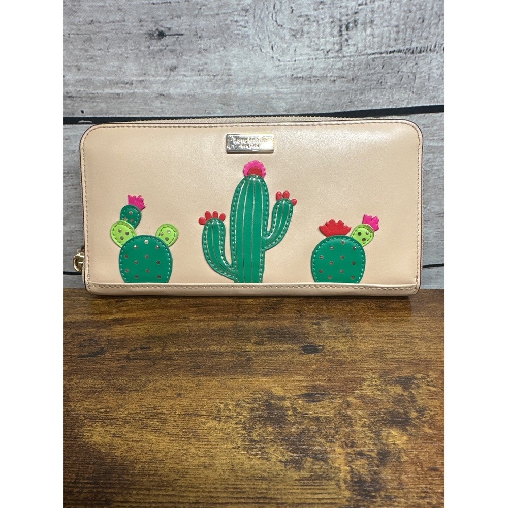 Kate Spade New Horizons Cactus Neda Zip Wallet Cashew Color